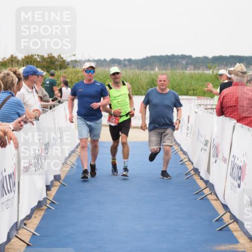 22.06.2025 - Viking Triathlon MichiJ http://msf.ph/oto/8132693 22.06.2025 15:47:59 Ziel 618 meine-sportfotos.de