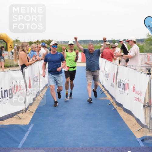 22.06.2025 - Viking Triathlon MichiJ http://msf.ph/oto/8132713 22.06.2025 15:48:01 Ziel 618 meine-sportfotos.de