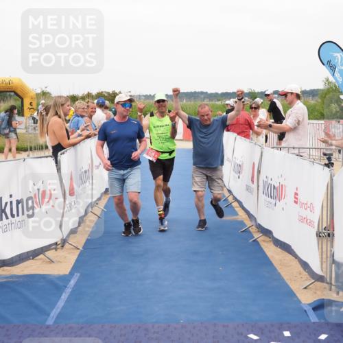22.06.2025 - Viking Triathlon MichiJ http://msf.ph/oto/8132714 22.06.2025 15:48:02 Ziel 618 meine-sportfotos.de