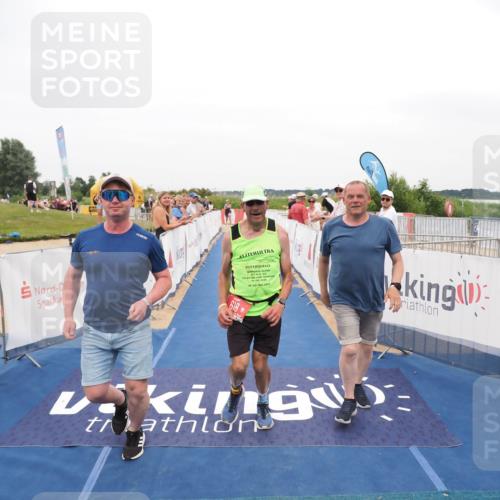 22.06.2025 - Viking Triathlon MichiJ http://msf.ph/oto/8132730 22.06.2025 15:48:04 Ziel 309, 618 meine-sportfotos.de