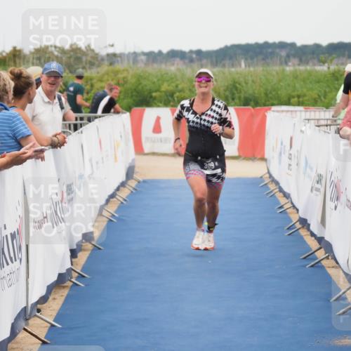 22.06.2025 - Viking Triathlon MichiJ http://msf.ph/oto/8132741 22.06.2025 15:48:08 Ziel 309 meine-sportfotos.de
