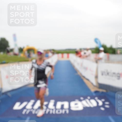 22.06.2025 - Viking Triathlon MichiJ http://msf.ph/oto/8132762 22.06.2025 15:48:10 Ziel 309 meine-sportfotos.de