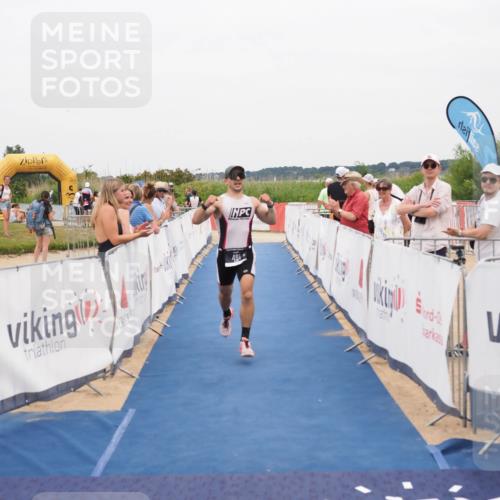 22.06.2025 - Viking Triathlon MichiJ http://msf.ph/oto/8132773 22.06.2025 15:48:20 Ziel 481 meine-sportfotos.de