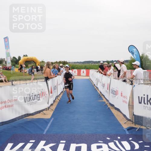22.06.2025 - Viking Triathlon MichiJ http://msf.ph/oto/8132809 22.06.2025 15:49:27 Ziel 86 meine-sportfotos.de