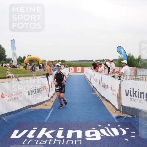 22.06.2025 - Viking Triathlon MichiJ http://msf.ph/oto/8132815 22.06.2025 15:49:27 Ziel 86 meine-sportfotos.de