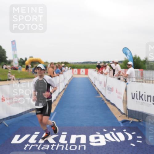 22.06.2025 - Viking Triathlon MichiJ http://msf.ph/oto/8132821 22.06.2025 15:49:28 Ziel 86 meine-sportfotos.de