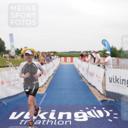 22.06.2025 - Viking Triathlon MichiJ http://msf.ph/oto/8132822 22.06.2025 15:49:28 Ziel 86 meine-sportfotos.de