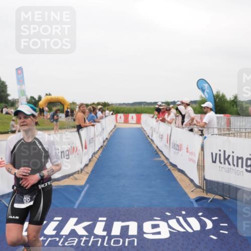 22.06.2025 - Viking Triathlon MichiJ http://msf.ph/oto/8132824 22.06.2025 15:49:29 Ziel 86 meine-sportfotos.de