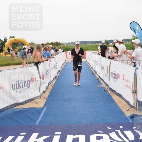 22.06.2025 - Viking Triathlon MichiJ http://msf.ph/oto/8132847 22.06.2025 15:49:52 Ziel 34 meine-sportfotos.de