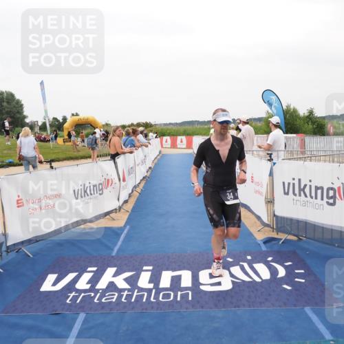 22.06.2025 - Viking Triathlon MichiJ http://msf.ph/oto/8132862 22.06.2025 15:49:54 Ziel 34 meine-sportfotos.de