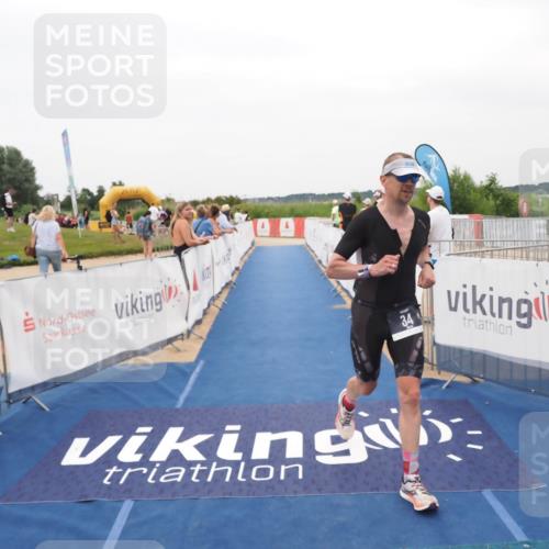 22.06.2025 - Viking Triathlon MichiJ http://msf.ph/oto/8132864 22.06.2025 15:49:54 Ziel 34 meine-sportfotos.de