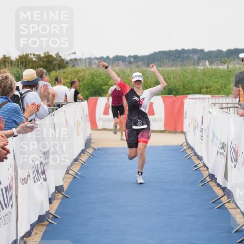 22.06.2025 - Viking Triathlon MichiJ http://msf.ph/oto/8132870 22.06.2025 15:50:30 Ziel 320 meine-sportfotos.de