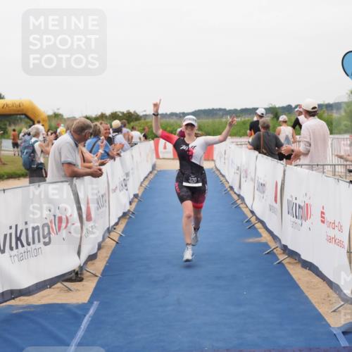 22.06.2025 - Viking Triathlon MichiJ http://msf.ph/oto/8132888 22.06.2025 15:50:33 Ziel 249, 320 meine-sportfotos.de