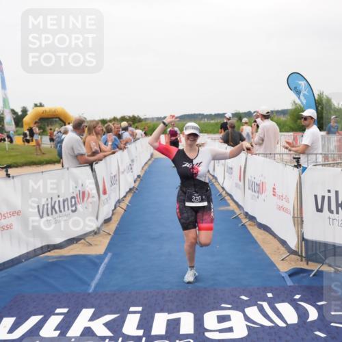22.06.2025 - Viking Triathlon MichiJ http://msf.ph/oto/8132895 22.06.2025 15:50:34 Ziel 249, 320 meine-sportfotos.de