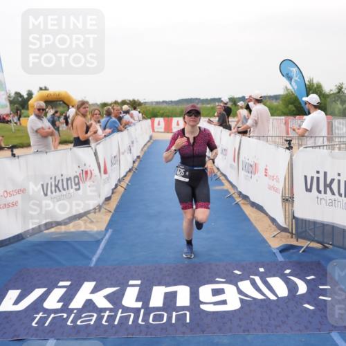 22.06.2025 - Viking Triathlon MichiJ http://msf.ph/oto/8132954 22.06.2025 15:51:47 Ziel 525 meine-sportfotos.de