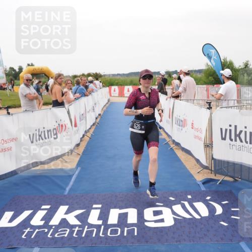 22.06.2025 - Viking Triathlon MichiJ http://msf.ph/oto/8132955 22.06.2025 15:51:47 Ziel 525 meine-sportfotos.de
