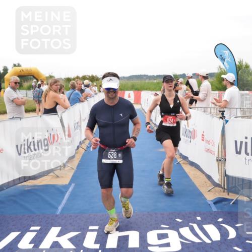 22.06.2025 - Viking Triathlon MichiJ http://msf.ph/oto/8132982 22.06.2025 15:52:03 Ziel 538, 624 meine-sportfotos.de