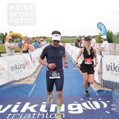 22.06.2025 - Viking Triathlon MichiJ http://msf.ph/oto/8132984 22.06.2025 15:52:03 Ziel 538, 624 meine-sportfotos.de