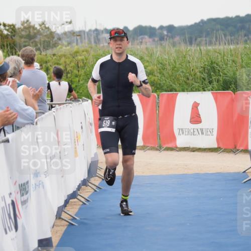22.06.2025 - Viking Triathlon MichiJ http://msf.ph/oto/8132992 22.06.2025 15:52:25 Ziel 519 meine-sportfotos.de