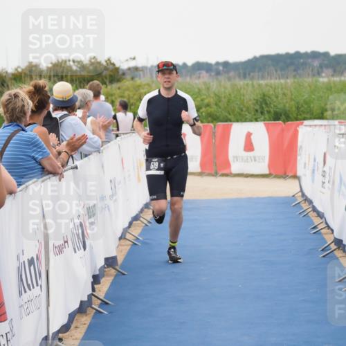 22.06.2025 - Viking Triathlon MichiJ http://msf.ph/oto/8132998 22.06.2025 15:52:26 Ziel 519 meine-sportfotos.de