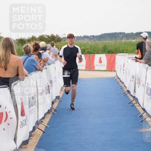22.06.2025 - Viking Triathlon MichiJ http://msf.ph/oto/8133004 22.06.2025 15:52:26 Ziel 519 meine-sportfotos.de