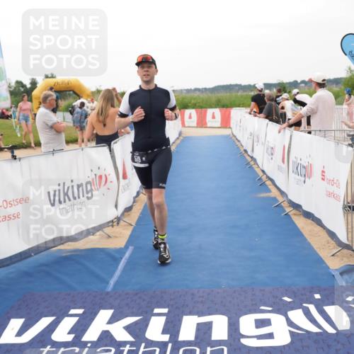 22.06.2025 - Viking Triathlon MichiJ http://msf.ph/oto/8133021 22.06.2025 15:52:28 Ziel 519 meine-sportfotos.de