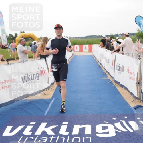 22.06.2025 - Viking Triathlon MichiJ http://msf.ph/oto/8133022 22.06.2025 15:52:29 Ziel 519 meine-sportfotos.de
