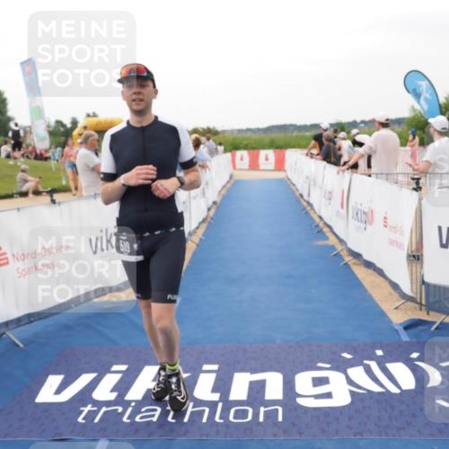 22.06.2025 - Viking Triathlon MichiJ http://msf.ph/oto/8133027 22.06.2025 15:52:29 Ziel 519 meine-sportfotos.de