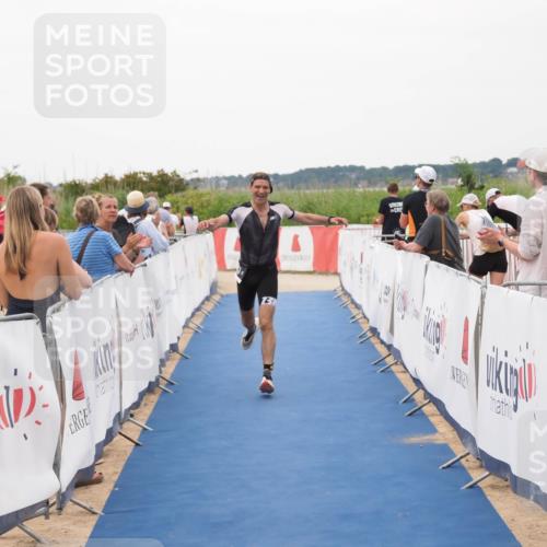 22.06.2025 - Viking Triathlon MichiJ http://msf.ph/oto/8133037 22.06.2025 15:52:49 Ziel 463 meine-sportfotos.de