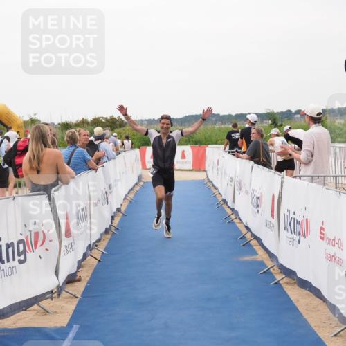 22.06.2025 - Viking Triathlon MichiJ http://msf.ph/oto/8133039 22.06.2025 15:52:50 Ziel 463 meine-sportfotos.de