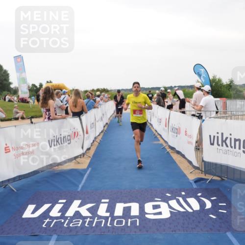 22.06.2025 - Viking Triathlon MichiJ http://msf.ph/oto/8133073 22.06.2025 15:53:37 Ziel 75, 637 meine-sportfotos.de