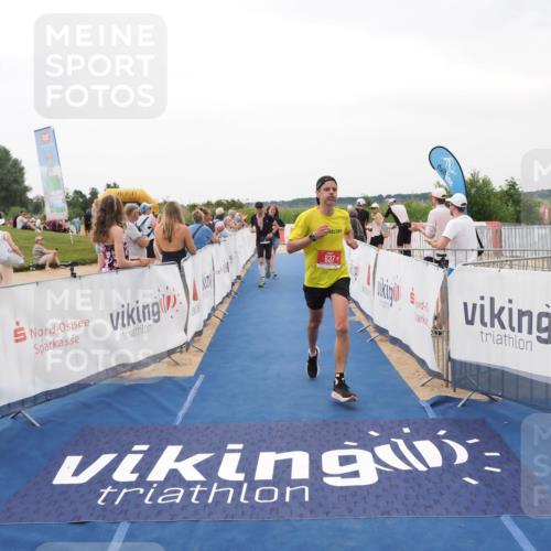 22.06.2025 - Viking Triathlon MichiJ http://msf.ph/oto/8133075 22.06.2025 15:53:37 Ziel 75, 637 meine-sportfotos.de