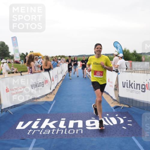 22.06.2025 - Viking Triathlon MichiJ http://msf.ph/oto/8133078 22.06.2025 15:53:38 Ziel 75, 637 meine-sportfotos.de