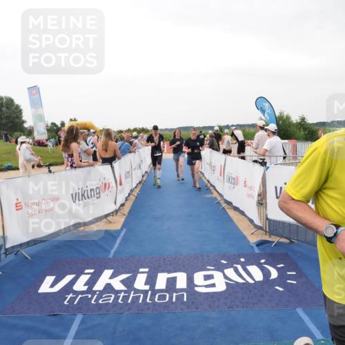 22.06.2025 - Viking Triathlon MichiJ http://msf.ph/oto/8133083 22.06.2025 15:53:38 Ziel 75, 637 meine-sportfotos.de
