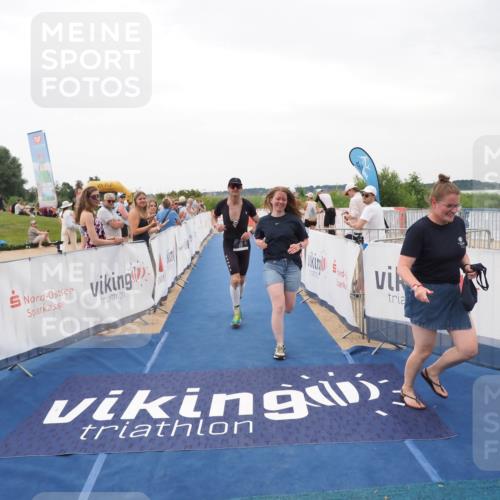 22.06.2025 - Viking Triathlon MichiJ http://msf.ph/oto/8133098 22.06.2025 15:53:40 Ziel 75, 637 meine-sportfotos.de