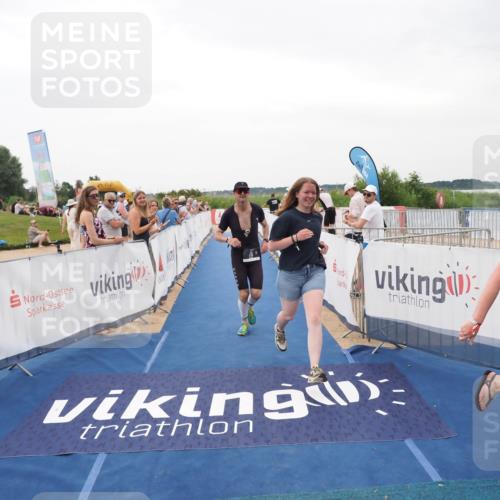 22.06.2025 - Viking Triathlon MichiJ http://msf.ph/oto/8133100 22.06.2025 15:53:40 Ziel 75, 637 meine-sportfotos.de