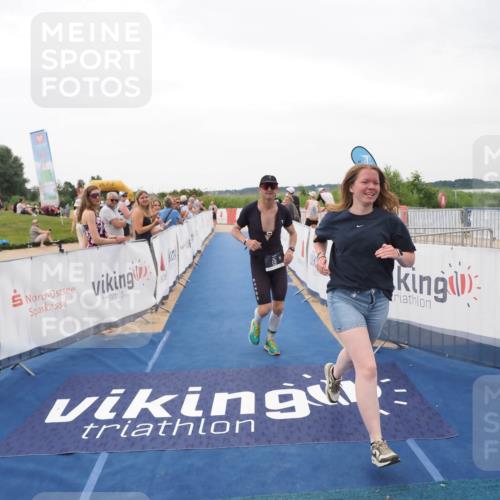 22.06.2025 - Viking Triathlon MichiJ http://msf.ph/oto/8133103 22.06.2025 15:53:41 Ziel 75, 637 meine-sportfotos.de
