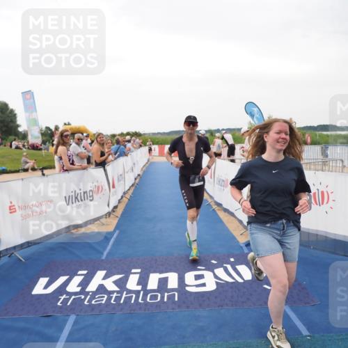 22.06.2025 - Viking Triathlon MichiJ http://msf.ph/oto/8133104 22.06.2025 15:53:41 Ziel 75, 637 meine-sportfotos.de