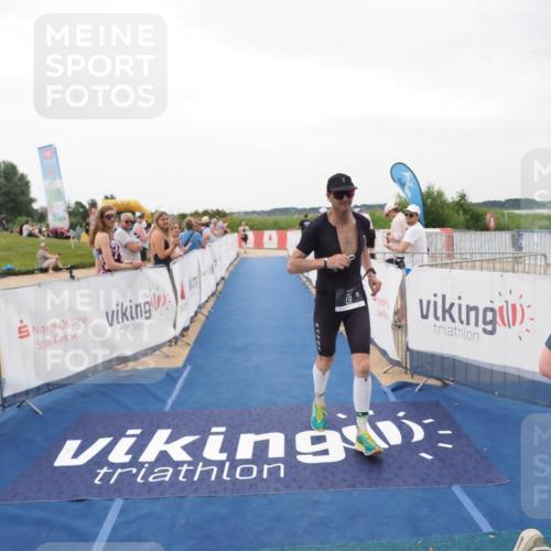 22.06.2025 - Viking Triathlon MichiJ http://msf.ph/oto/8133107 22.06.2025 15:53:41 Ziel 75, 637 meine-sportfotos.de