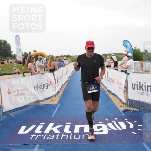 22.06.2025 - Viking Triathlon MichiJ http://msf.ph/oto/8133171 22.06.2025 15:53:53 Ziel 46, 548 meine-sportfotos.de