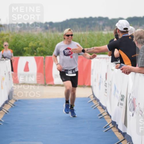 22.06.2025 - Viking Triathlon MichiJ http://msf.ph/oto/8133179 22.06.2025 15:54:15 Ziel 241 meine-sportfotos.de