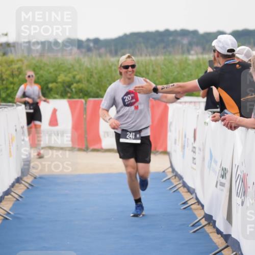 22.06.2025 - Viking Triathlon MichiJ http://msf.ph/oto/8133181 22.06.2025 15:54:15 Ziel 241 meine-sportfotos.de