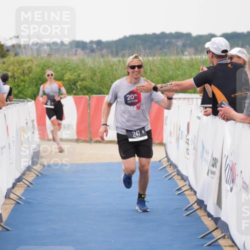 22.06.2025 - Viking Triathlon MichiJ http://msf.ph/oto/8133184 22.06.2025 15:54:15 Ziel 241 meine-sportfotos.de