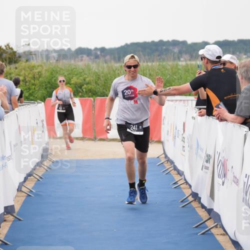 22.06.2025 - Viking Triathlon MichiJ http://msf.ph/oto/8133185 22.06.2025 15:54:16 Ziel 241 meine-sportfotos.de