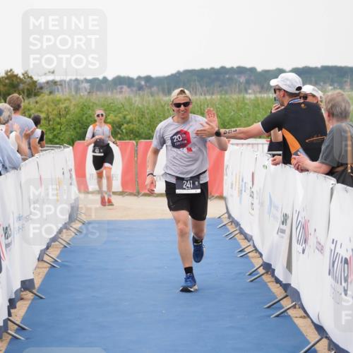 22.06.2025 - Viking Triathlon MichiJ http://msf.ph/oto/8133186 22.06.2025 15:54:16 Ziel 241 meine-sportfotos.de