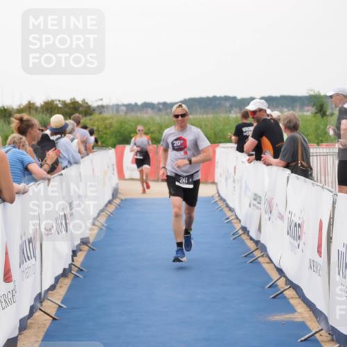 22.06.2025 - Viking Triathlon MichiJ http://msf.ph/oto/8133191 22.06.2025 15:54:16 Ziel 241 meine-sportfotos.de