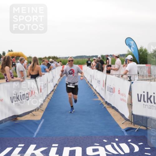 22.06.2025 - Viking Triathlon MichiJ http://msf.ph/oto/8133204 22.06.2025 15:54:18 Ziel 43, 241 meine-sportfotos.de