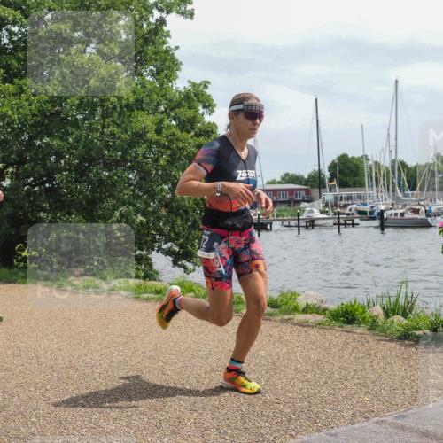 22.06.2025 - Viking Triathlon KatJ http://msf.ph/oto/8133215 22.06.2025 14:04:34 Laufen 41, 72, 313, 358, 366, 383 meine-sportfotos.de