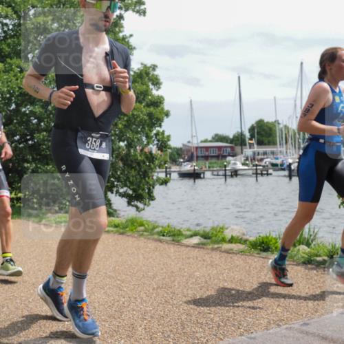 22.06.2025 - Viking Triathlon KatJ http://msf.ph/oto/8133229 22.06.2025 14:04:36 Laufen 41, 72, 313, 358, 366, 383 meine-sportfotos.de