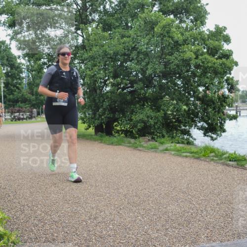 22.06.2025 - Viking Triathlon KatJ http://msf.ph/oto/8133257 22.06.2025 15:45:45 Laufen 319 meine-sportfotos.de